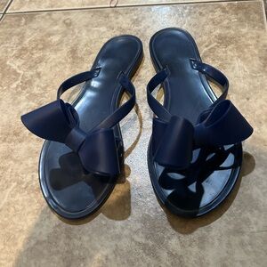 Elegant Navy Sandals with Bow Accent